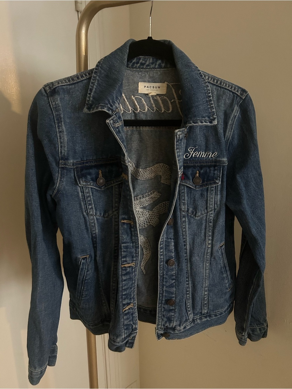 PacSun Embroidered Denim Jacket Snake Patch Femme Fatale Graphic Medium - Picture 2 of 8